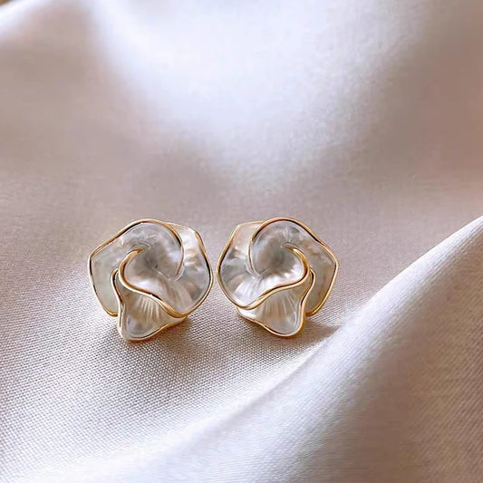 Gentle Camellia Earrings Light Luxury Fashionable Temperament High End