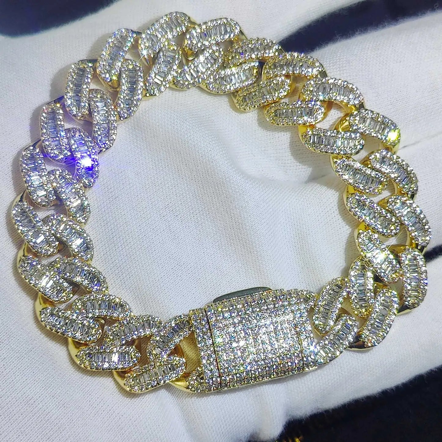 Hip Hop Claw Setting Rectangle 5A Cubic Zirconia Bling Iced Out 15mm