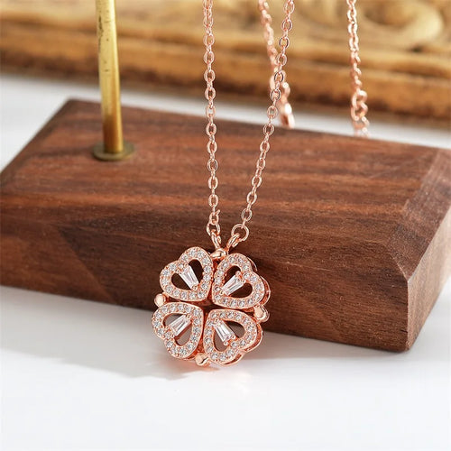 2022 Classic Fashion Ladies Love Clover Pendant Necklace Exquisite