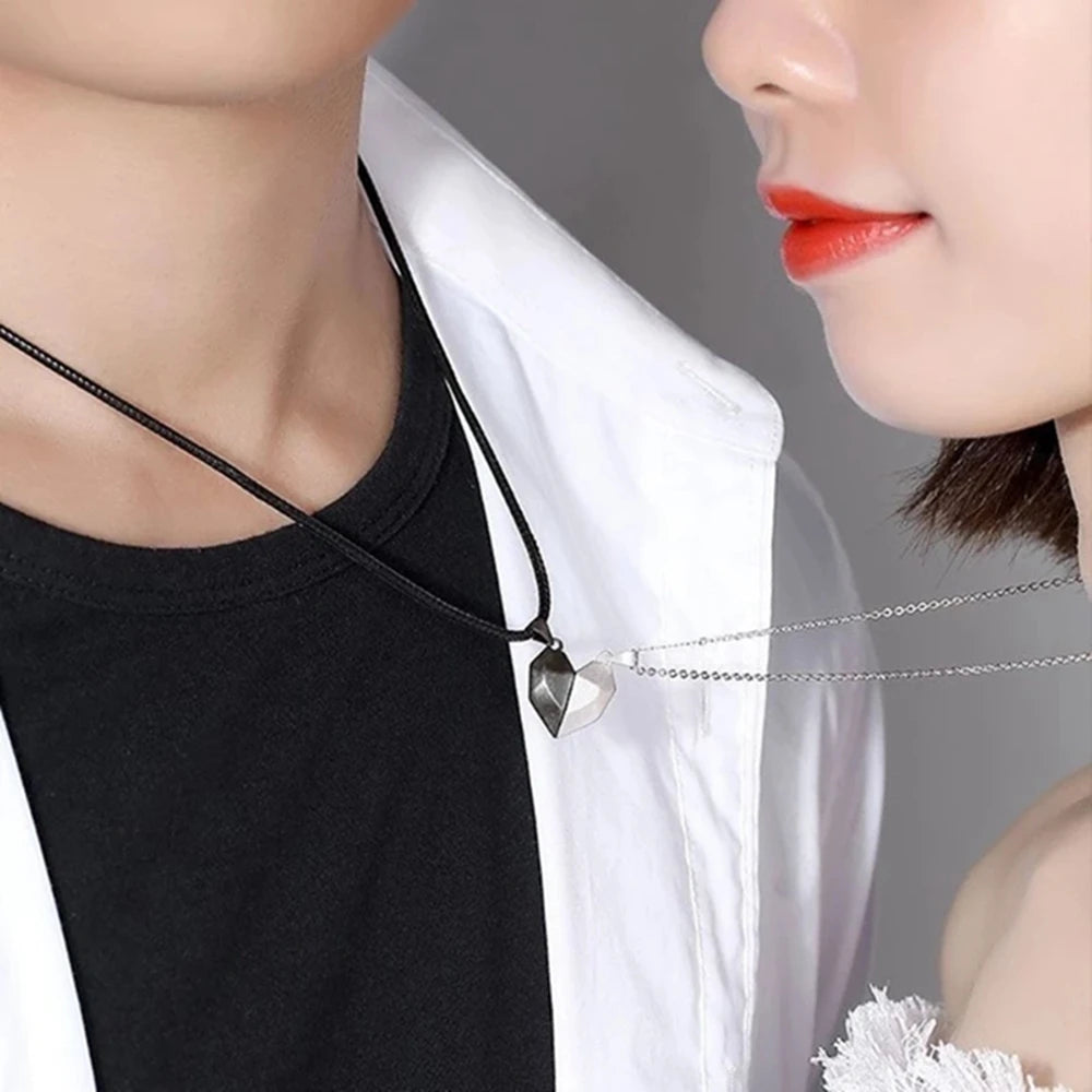 Good Simple Quality Couple Pendant Necklace Electrocardiogram,Magnetic